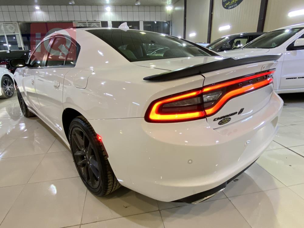 دودج تشارجر